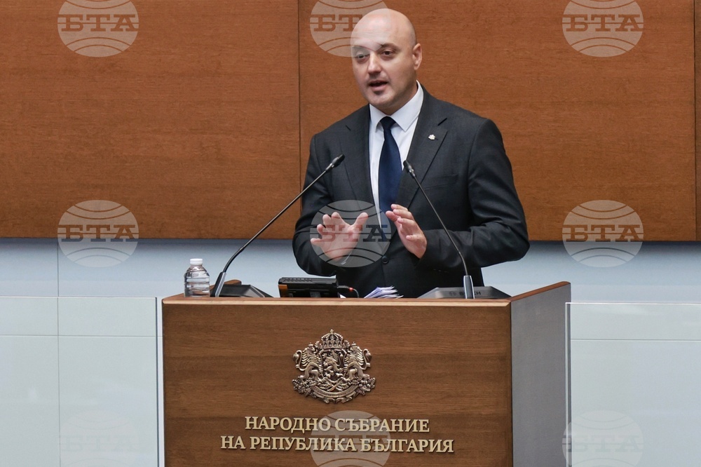Парламент - заседание - Атанас Славов