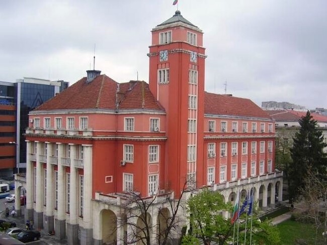 Община Плевен: На консултации с партиите ще бъде определен съставът на подвижните секционни комисии