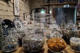 Румъния - Село Саскиз - къща - чайна