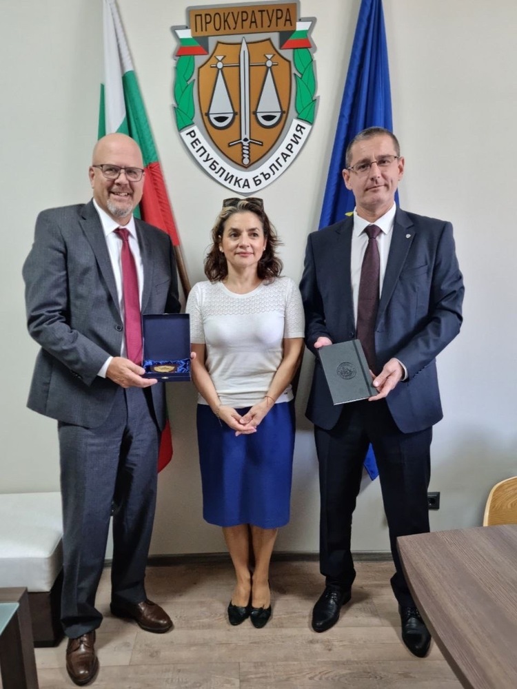 Съдията от Върховния съд на щата Колорадо, САЩ г-н Уилям Худ бе на официална визита в Окръжна прокуратура – Плевен