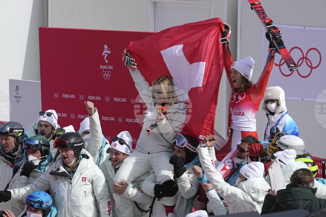 Рецептата за успехите на швейцарските алпийци: "Пий вино и се спускай бързо"