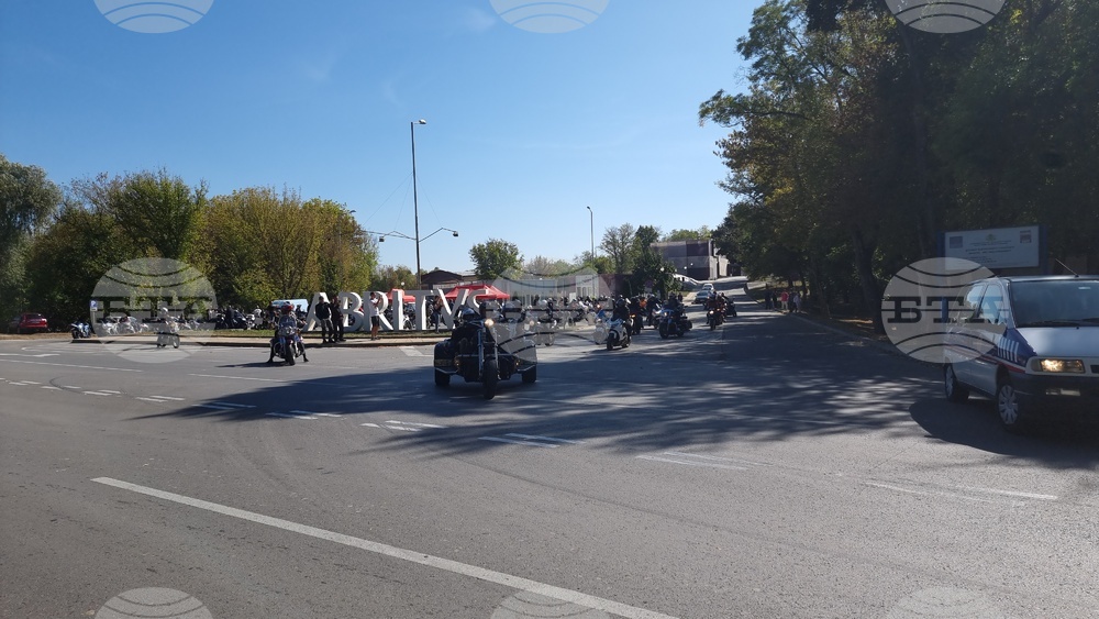 Рев на мотори огласи Археологическия резерват „Абритус“ в Разград