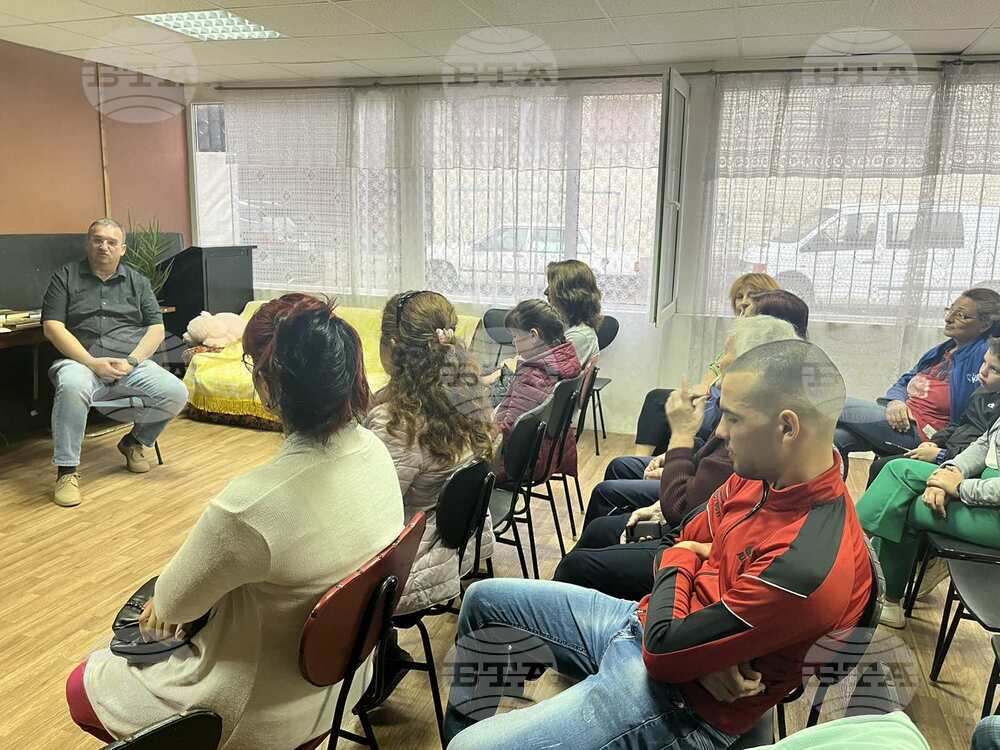 Според кандидата за кмет Минчо Афузов властта в Сливен поставя в изолация възрастните хора