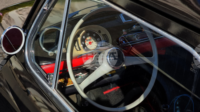 Румъния - ретро автомобили - изложба