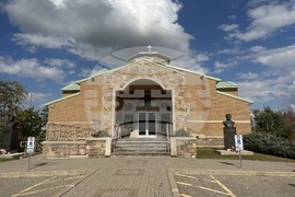 BTA Director General Valchev Meets Bulgarian Consul General in Toronto, Visits Bulgarian Schools