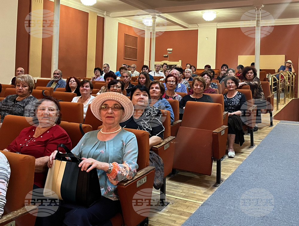 Свищов - Фестивал на старата градска песен - награждаване