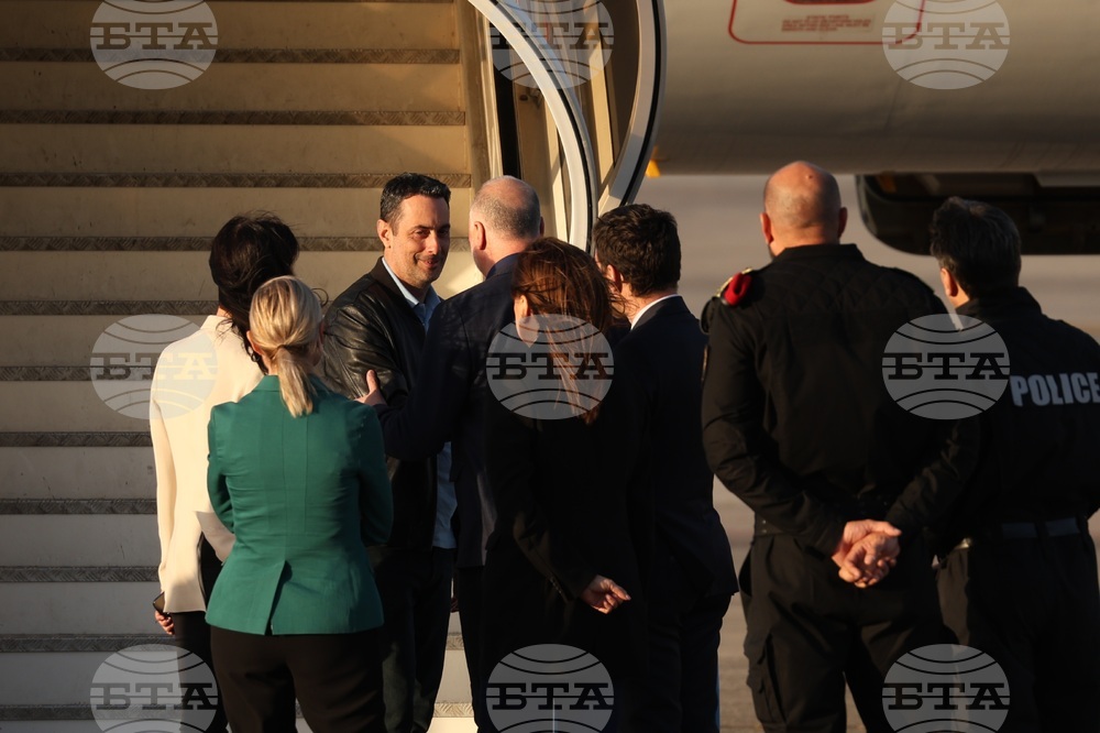 Летище “София” - Израел - евакуирани българи - посрещане