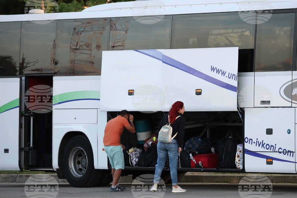 Летище “София” - Израел - евакуирани българи - посрещане