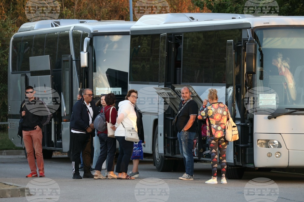 Летище “София” - Израел - евакуирани българи - посрещане