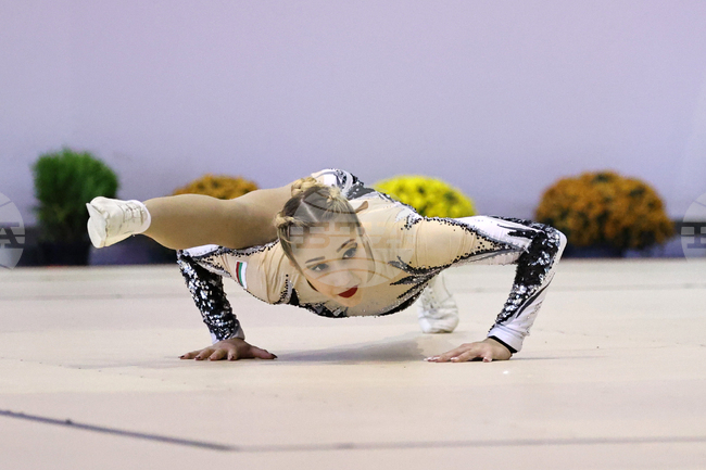 Трима състезатели ще представят България на Световната купа по спортна аеробика в Токио