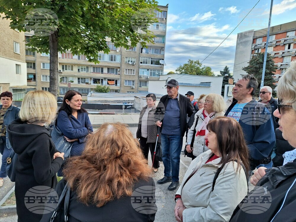 ПП ГЕРБ зарадва 28 човека от Съюза на слепите в Разград с безплатна екскурзия