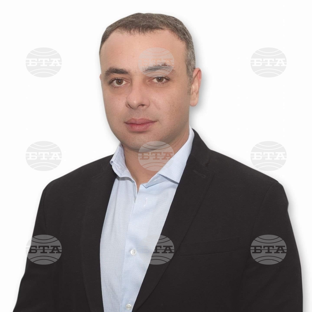 В община Кубрат се води целенасочена политика за обезлюдяване, за да може да се управлява по-лесно, смята Орхан Бедиханов
