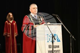 Бургас - университет "Проф. д-р Асен Златаров" - Румен Радев - плакет "Св. св. Кирил и Методий