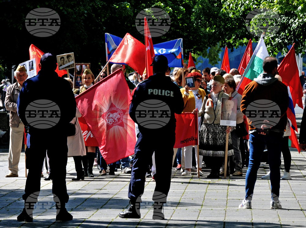 Бургас - 9 май - Безсмъртният полк - шествие