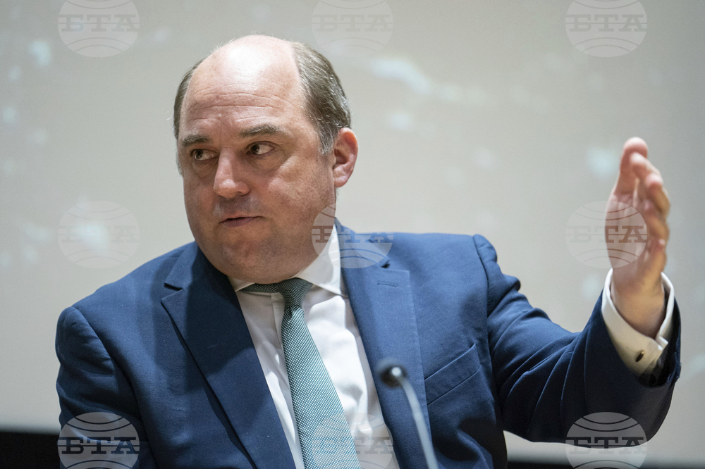 Има начин да се отговори на опасенията на Турция за присъединяването на Швеция и Финландия към НАТО, заяви британският министър на отбраната