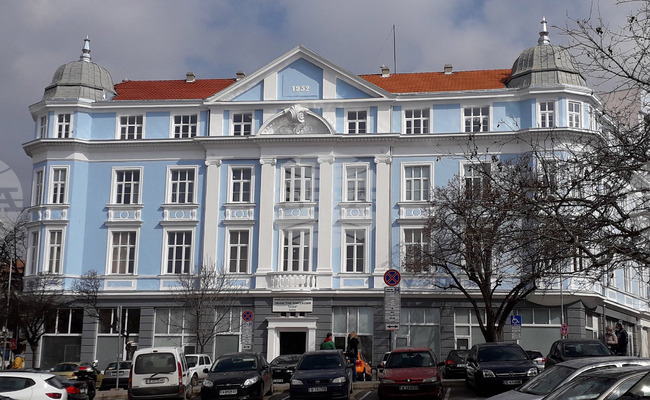 Полицията разкри наркооранжерия във варненското село Николаевка