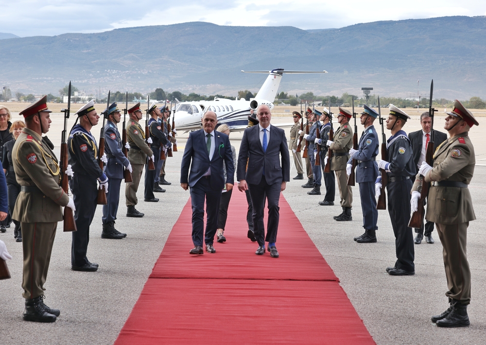 Председателят на Народното събрание Росен Желязков посрещна председателя на Националния съвет на Австрия Волфганг Соботка, който пристигна на еднодневно официално посещение в България