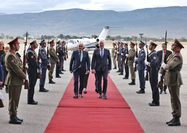 Председателят на Народното събрание Росен Желязков посрещна председателя на Националния съвет на Австрия Волфганг Соботка, който пристигна на еднодневно официално посещение в България