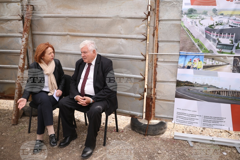 Нова метростанция в „Обеля“ - първа копка