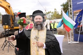 Нова метростанция в „Обеля“ - първа копка