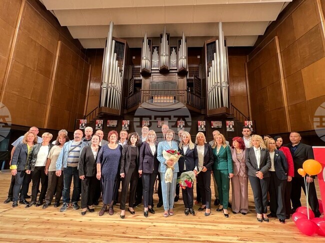 Нинова: ГЕРБ се готвят да вдигат данъци. Нашите кметове няма да увеличават местни данъци и такси