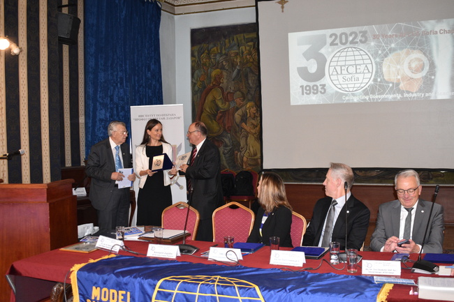 Зам.-министър Щонова: Чрез индустриално сътрудничество българската отбранителна индустрия трябва да развие и да разшири производствения си капацитет