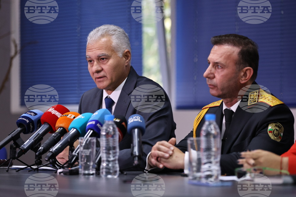 Пловдив - разкрита престъпна група - пресконференция
