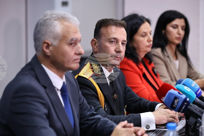 Пловдив - разкрита престъпна група - пресконференция