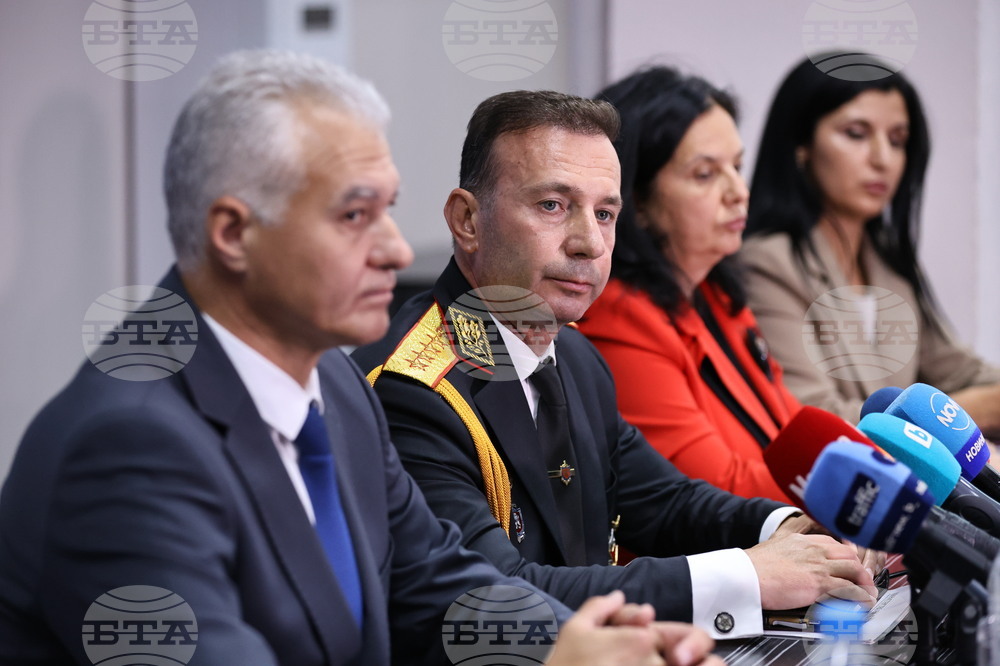 Пловдив - разкрита престъпна група - пресконференция