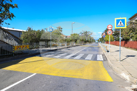 130 СУ „Стефан Караджа" - пътна маркировка