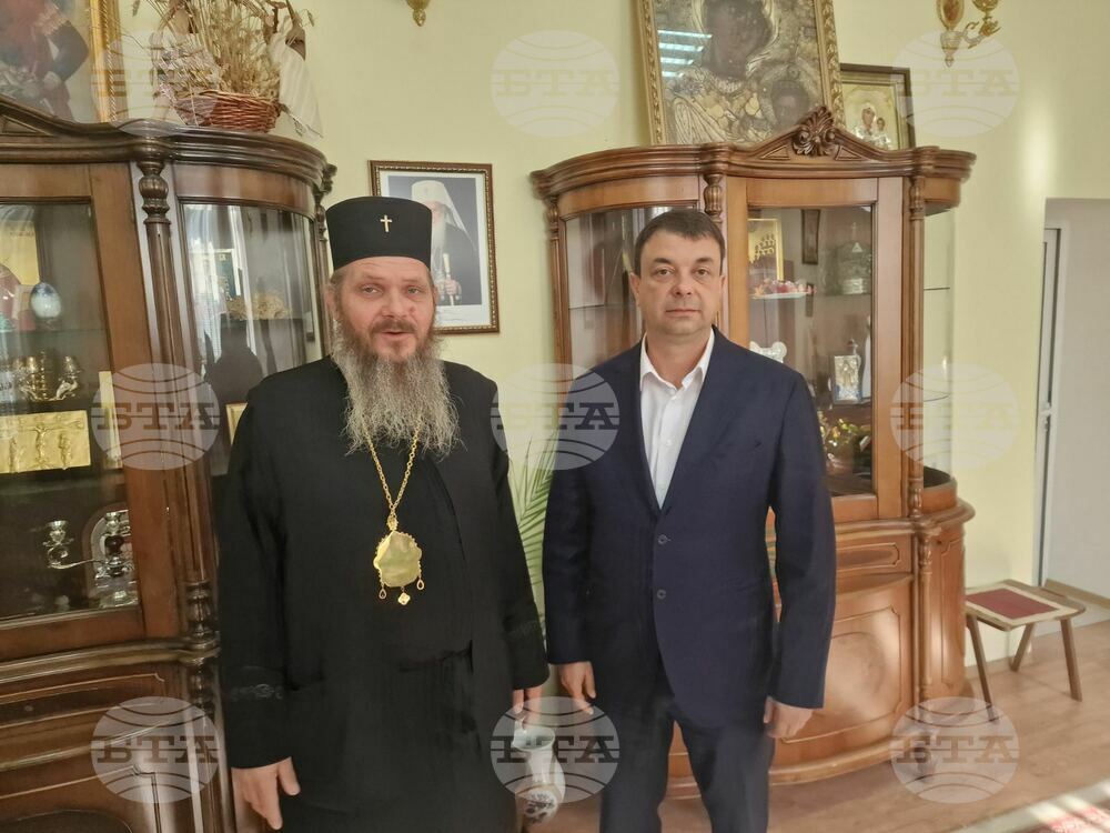Доростолският митрополит Яков се срещна с кандидата за кмет на Силистра Александър Сабанов