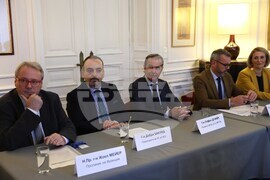 Френска работодателска организация MEDEF - пресконференция