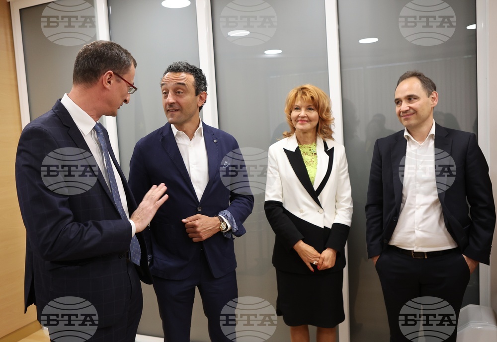 Innovation Minister Lorer: Bulgaria Prepares for Adoption of Euro on January 1, 2024