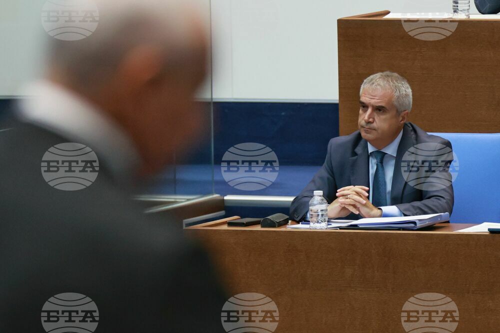 Парламент - извънредно заседание