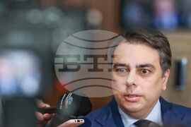 Парламент - кулоари - Асен Василев