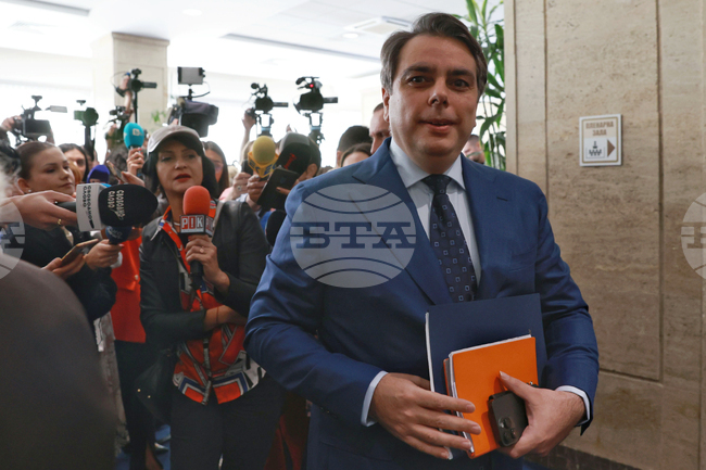  Парламент - кулоари