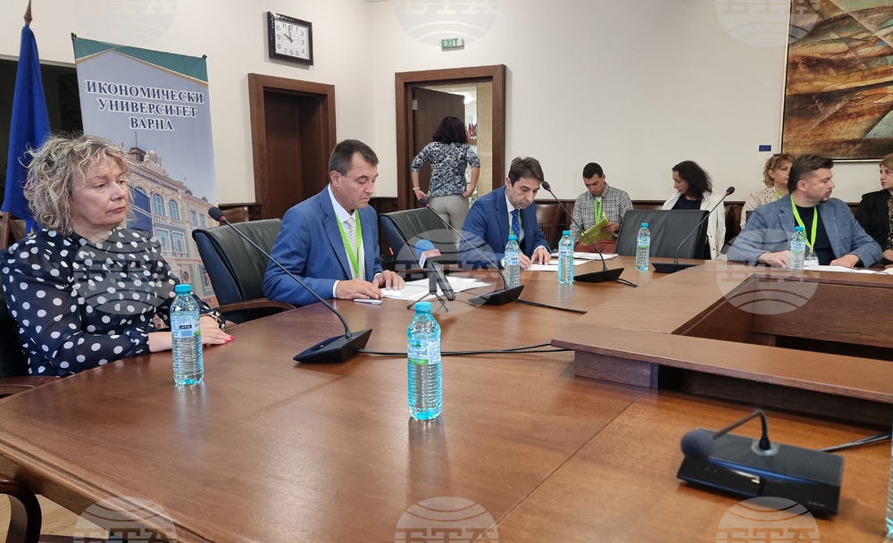 Варна - Научно-практическата конференция "Агробизнесът и селските райони - икономика, иновации, растеж"