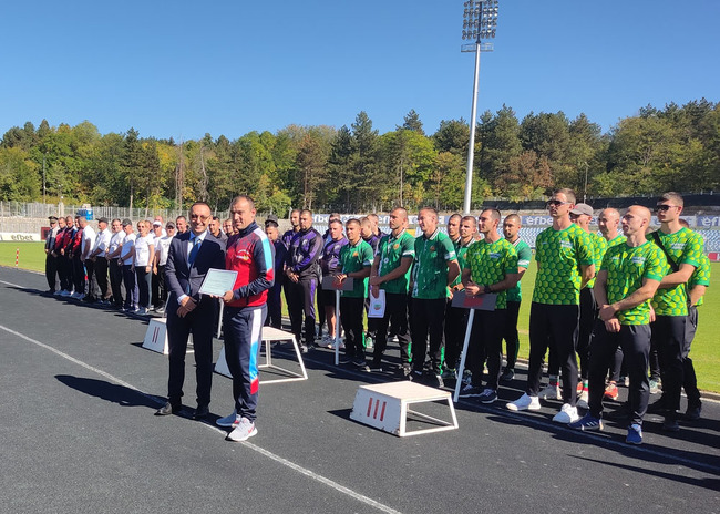 МВР: Отборът на РДПБЗН-Стара Загора спечели първото място и купата по пожароприложен спорт 