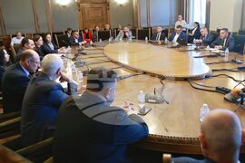 Парламент - Комисия по отбрана - заседание