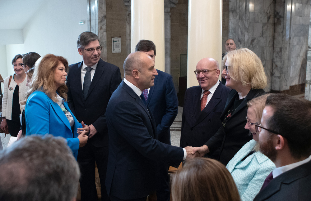Президентът: Голямото предизвикателство пред ЕС е да покаже, че може ефективно да разрешава кризите в Европа и по своите граници