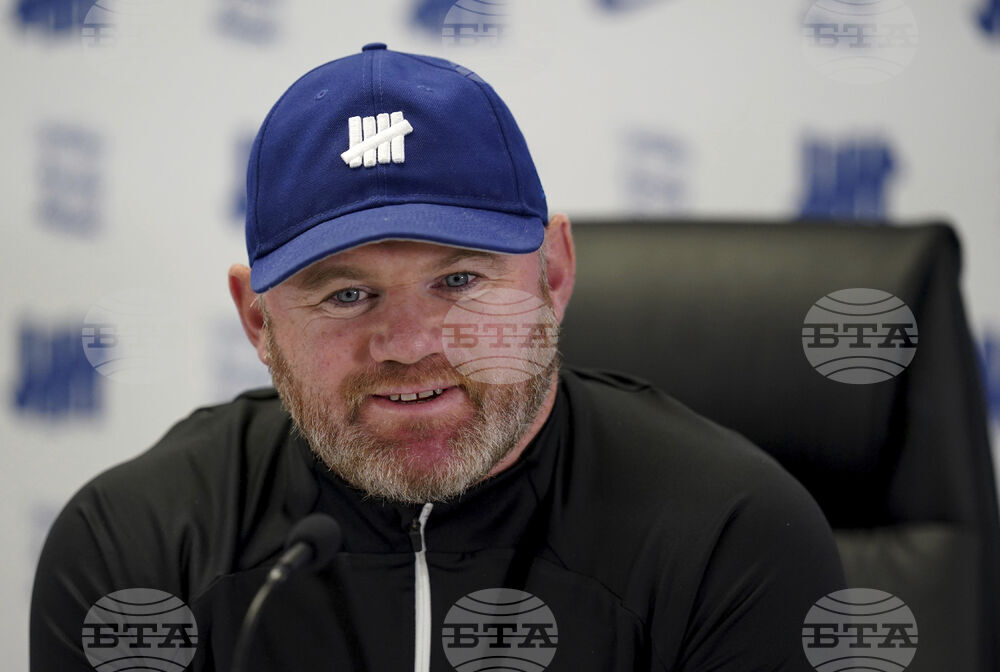 Уейн Рууни се надява Пеп Гуардиола да остане в Манчестър Сити и след този сезон