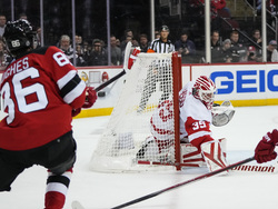 Red Wings Devils Hockey