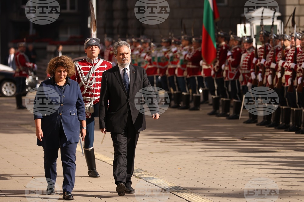 Посланик на Унгария - акредитивни писма - връчване