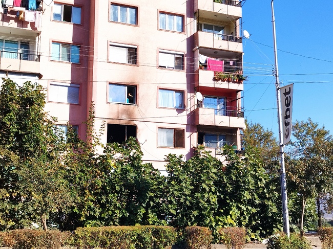 Пожар горя в апартамент в Петрич снощи, няма пострадали
