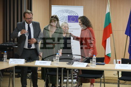 Дома на Европа  - пресконференция