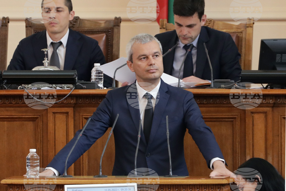Парламент -Костадин Костадинов - заседание