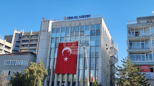 Turkiye's Unemployment Rate Reaches 8.7% in Q1 of 2024