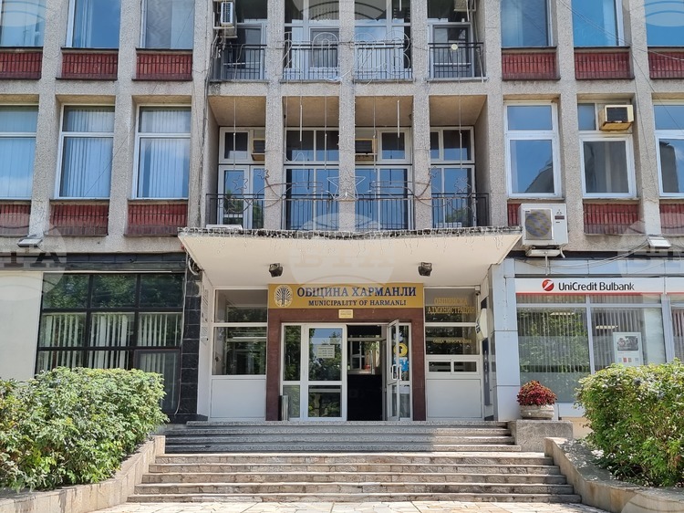 БТА :: Мария Киркова получава 55,65 % подкрепа на първия тур на ...