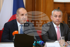 Чехия - Румен Радев - бизнес форум