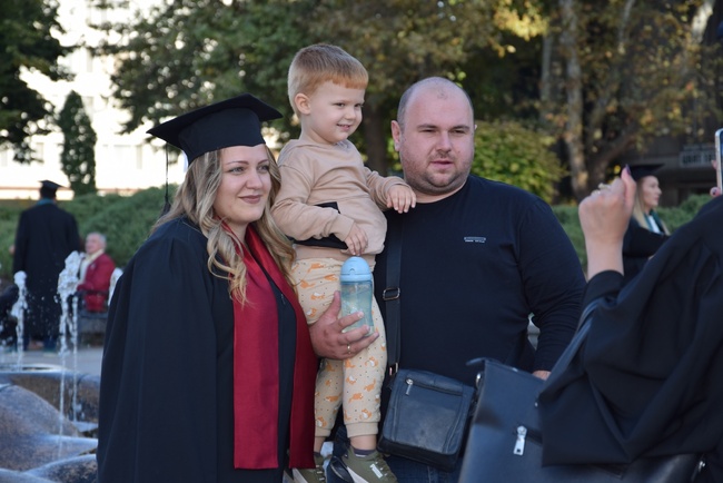 Областна администрация Видин: Заместник областният управител Ани Арутюнян поздрави абсолвентите на видинския филиал на Русенския университет „Ангел Кънчев“